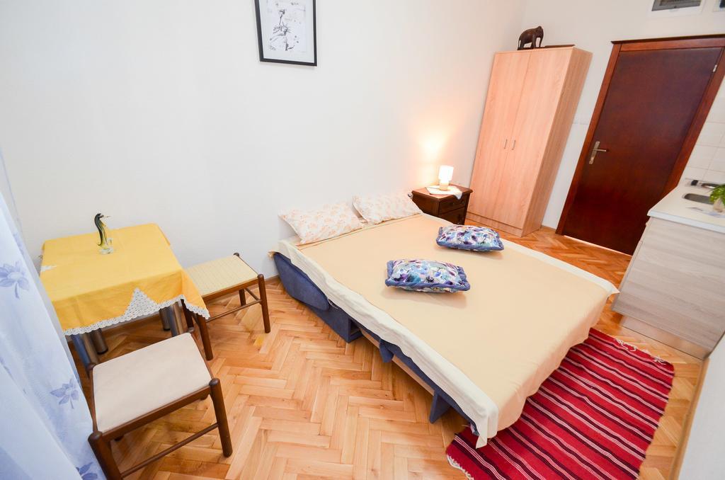 Apartments Ceklin Котор Екстериор снимка