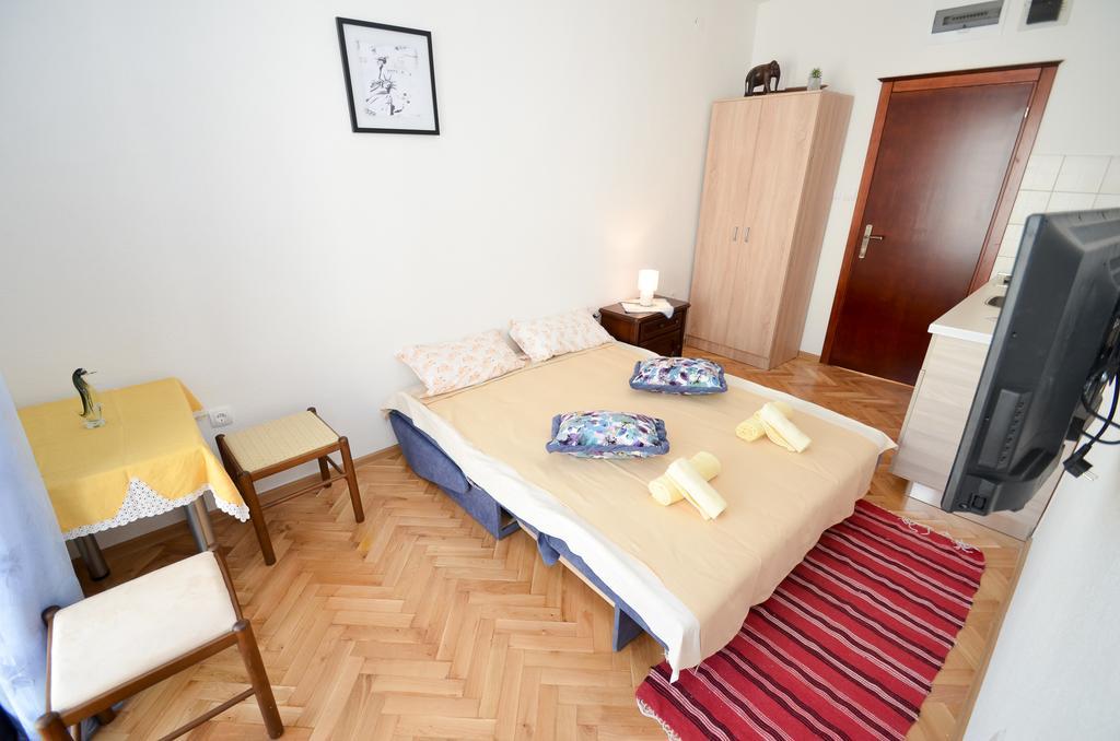 Apartments Ceklin Котор Екстериор снимка