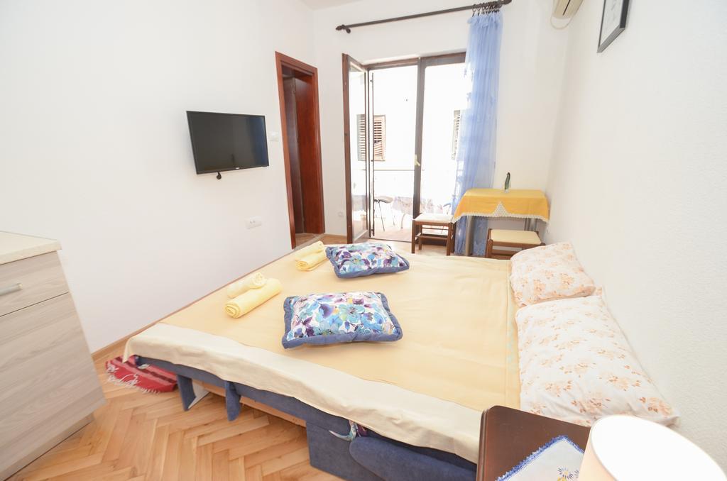 Apartments Ceklin Котор Екстериор снимка