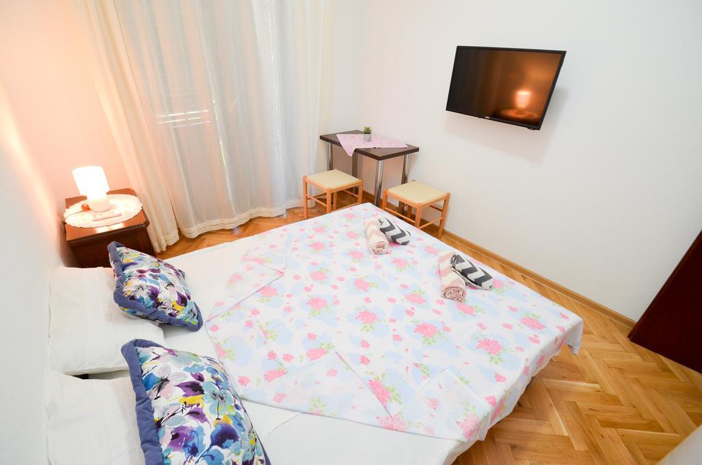 Apartments Ceklin Котор Екстериор снимка